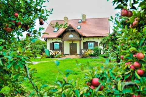 Dworek Czersk, gospodarstwo agroturystyczne nad Jeziorem Czerskim